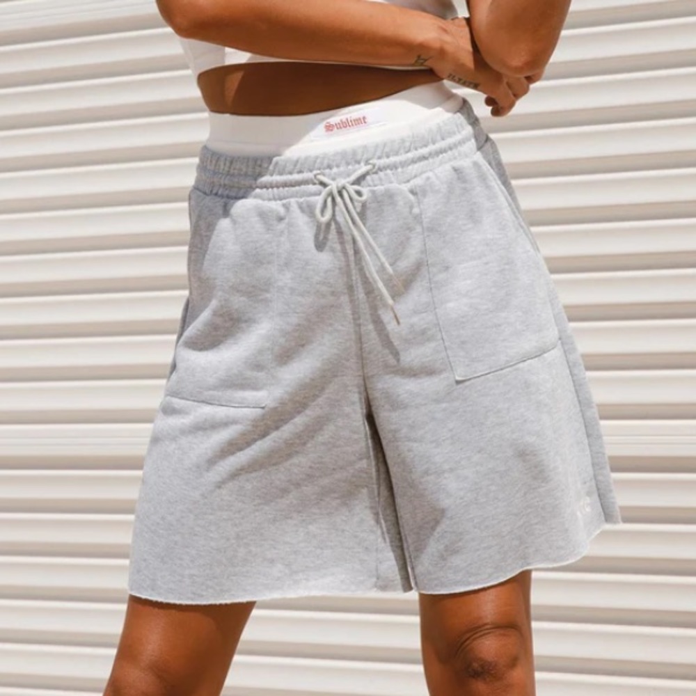 Princess Polly Nova Sweat Shorts Size 4 Gray